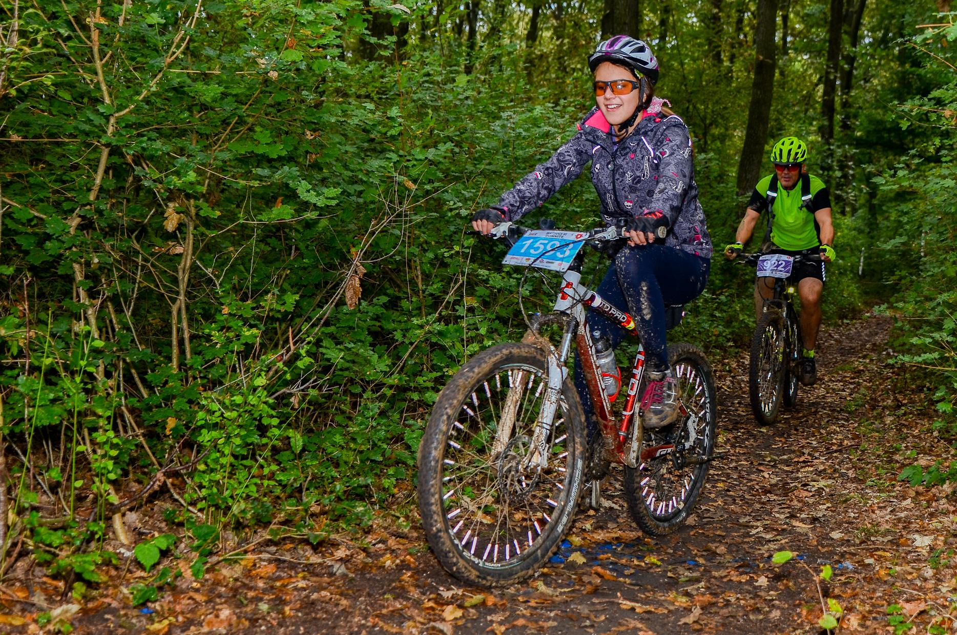 Peste 1.100 de participanți s-au bucurat de aventura ciclistă la Haiduci și Domnițe / GALERIE FOTO