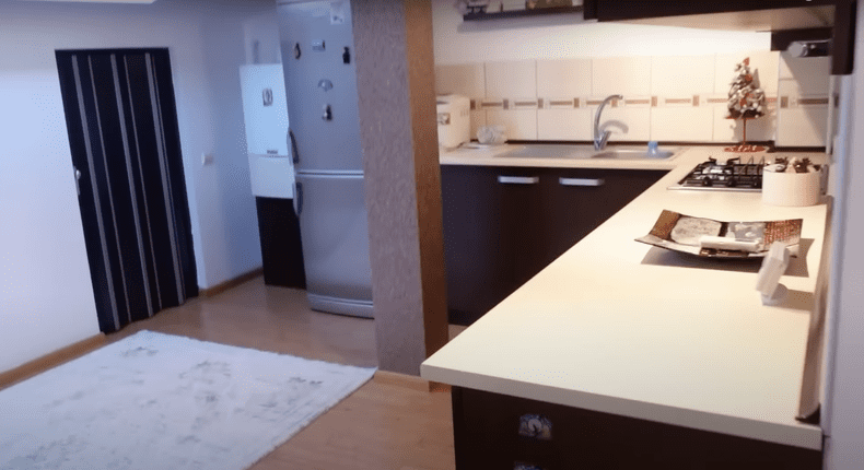 Imagini cu casa în care locuiește Nea Marin. Are o vilă impresionantă în Capitală și valorează peste 200.000 de euro