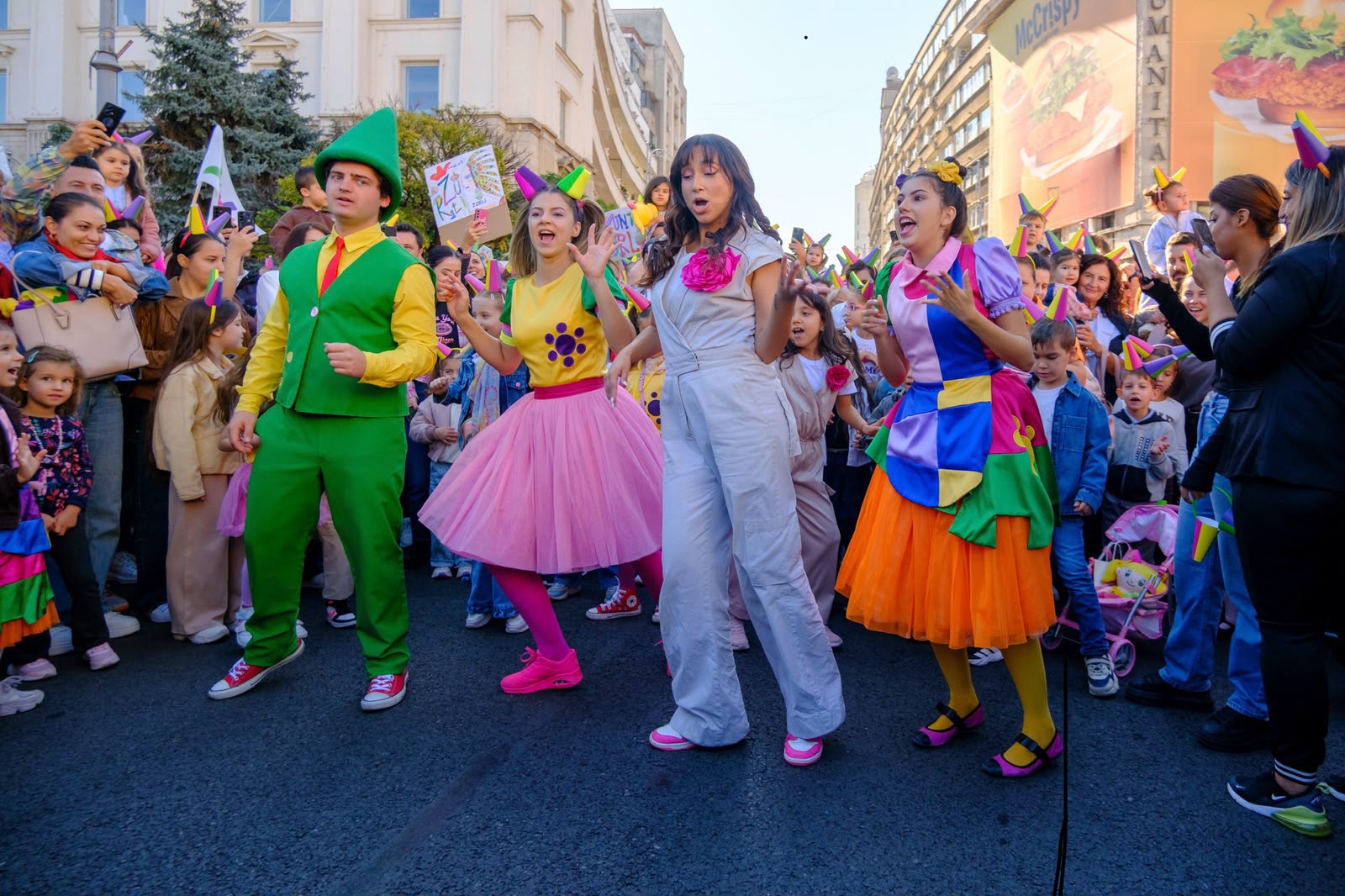 Mirela Retegan, spectacol pe Calea Victoriei