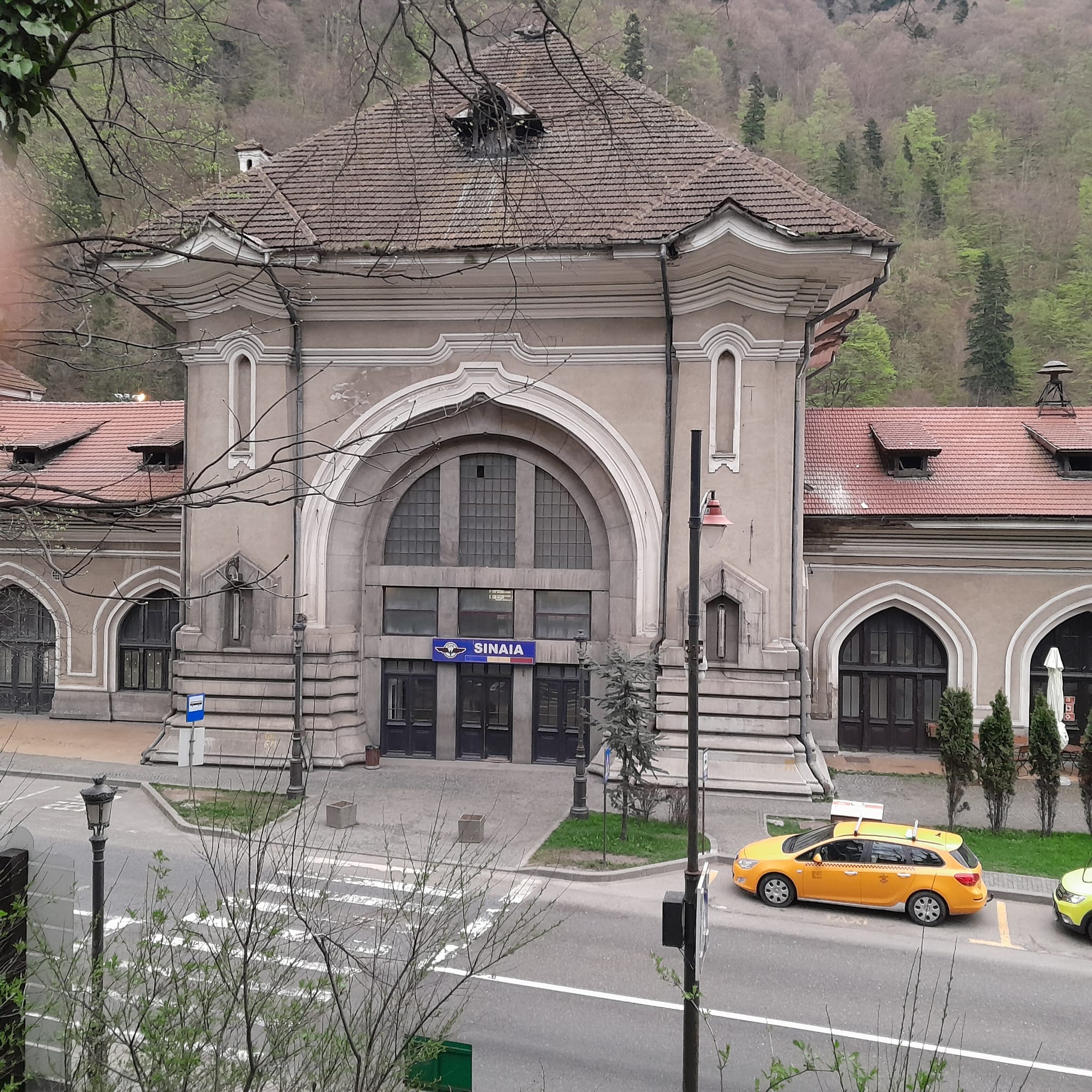 Gara Sinaia va fi modernizată. Cât vor costa lucrările