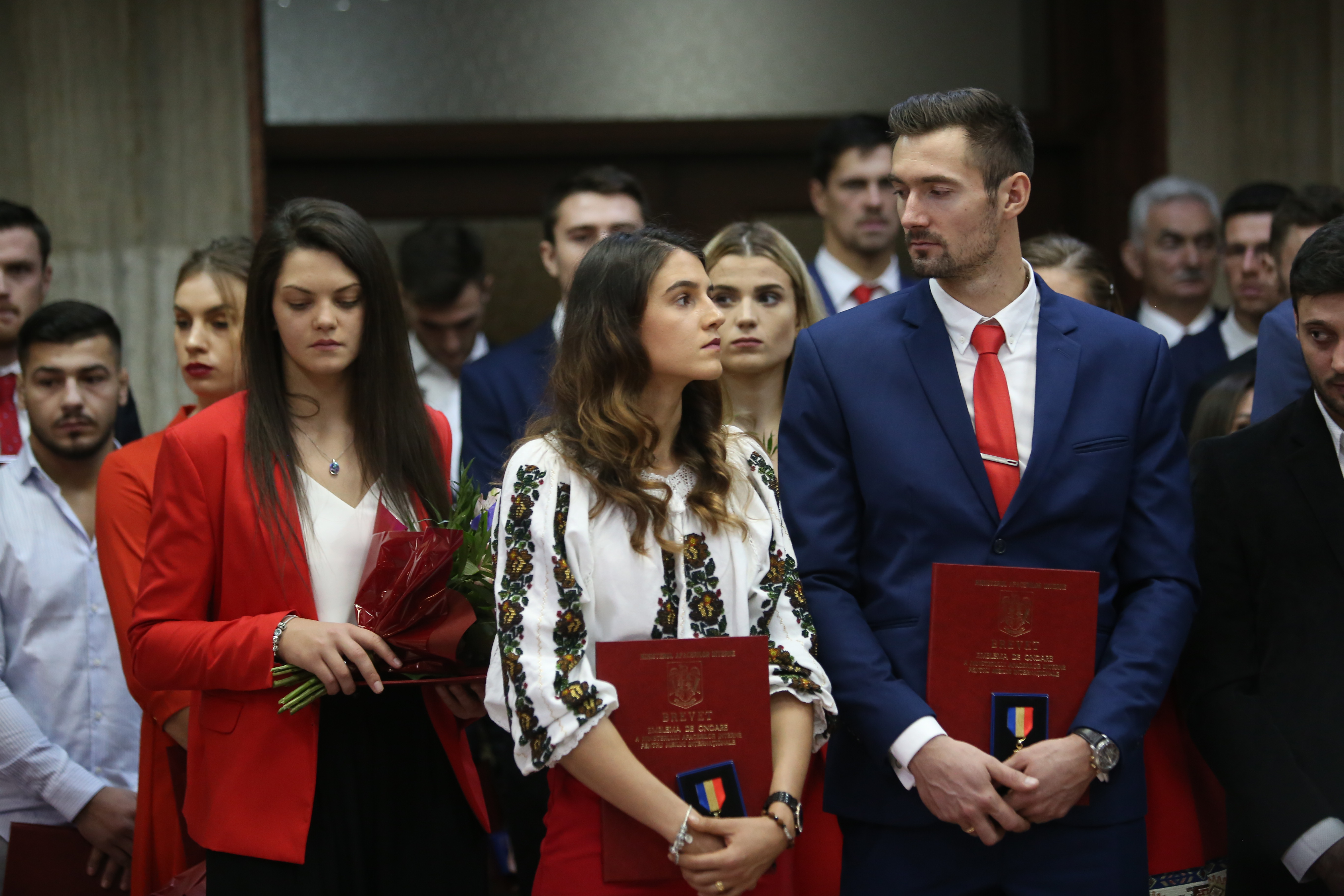 GALERIE FOTO / Moș Crăciun, intrare spectaculoasă, la petrecerea de la CS Dinamo