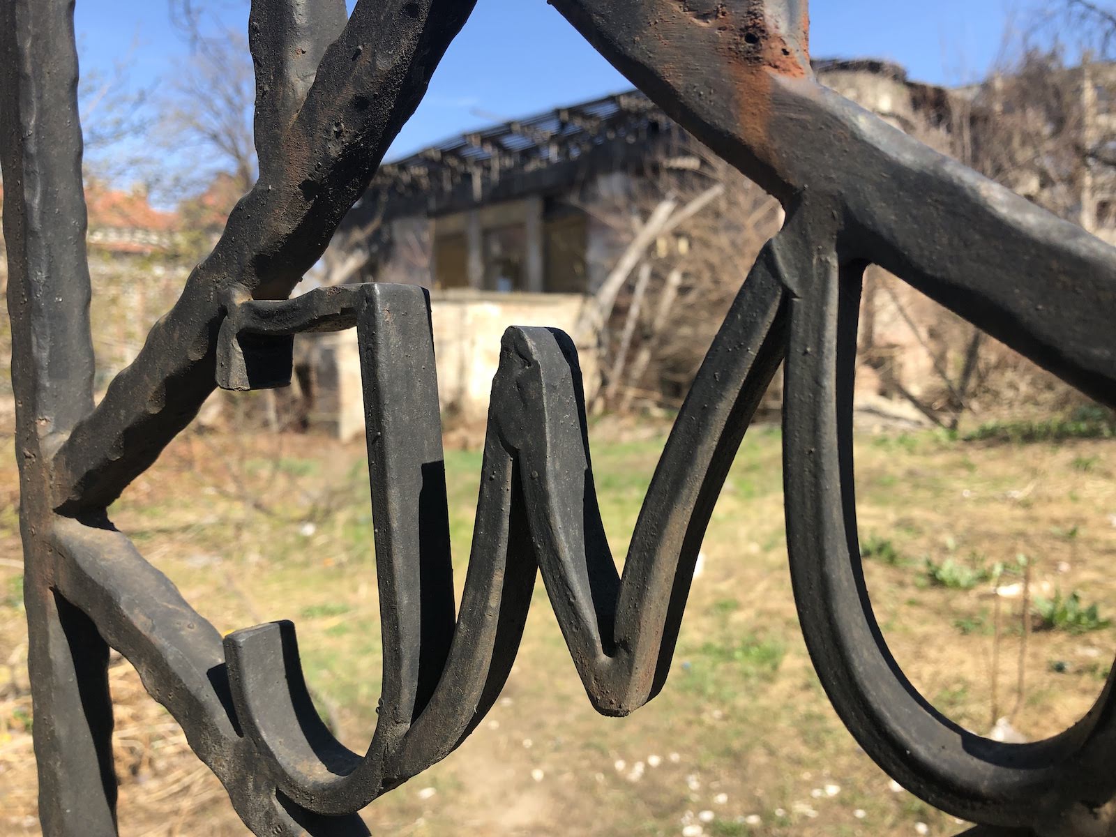 Povestea casei Mühle din Timișoara. În spatele ruinelor se află o familie fabuloasă. Wilhem Mühle a creat Parcul Central din Timișoara, fiul lui, Arpad, a contribuit la amenajarea Parcului Cișmigiu