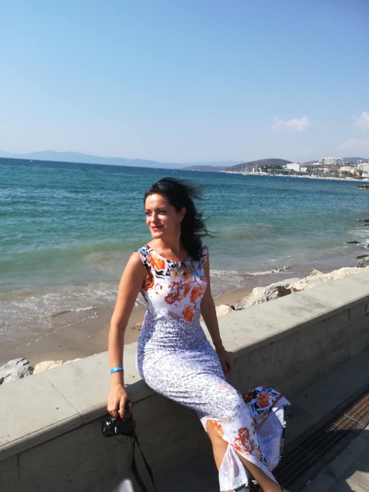 Fosta soție a lui Adrian Pintea, spectaculoasă în vacanța în Turcia. "Silueta, frumusețea și încântarea sirenelor"  FOTO