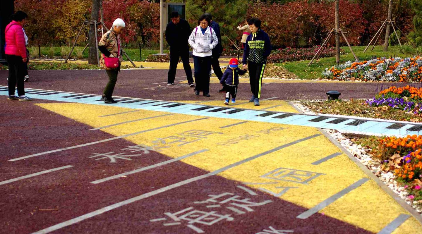 Primul parc tematic de inteligenţă artificială din China a fost deschis. Cum arată parcul viitorului din Beijing / FOTO&VIDEO