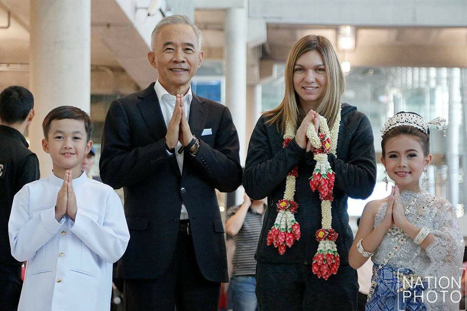 UPDATE. Simona Halep a ajuns în Thailanda. ”Sunt puţin tristă că am plecat de Crăciun, dar asta este meseria mea” | GALERIE FOTO