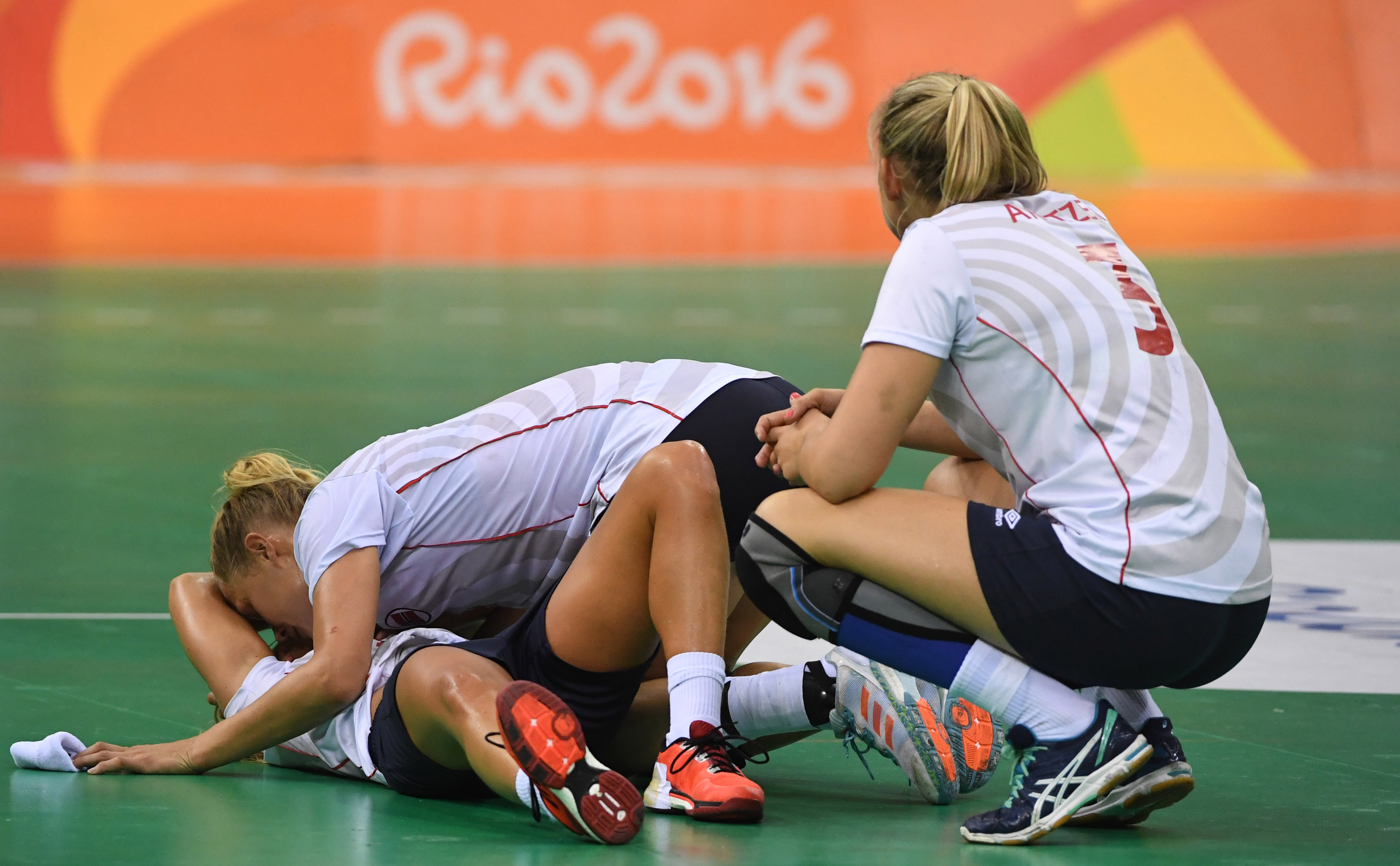 Jocurile Olimpice. Rusia - Franța, finala turneului feminin de handbal. Rusia a învins dramatic Norvegia în semifinale GALERIE FOTO
