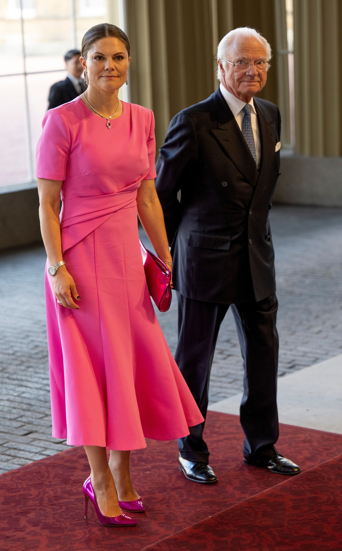 Charles și Camilla, încoronați rege și regină ai Marii Britanii. Ceremoniile s-au încheiat cu salutul de la balconul Palatului Buckingham