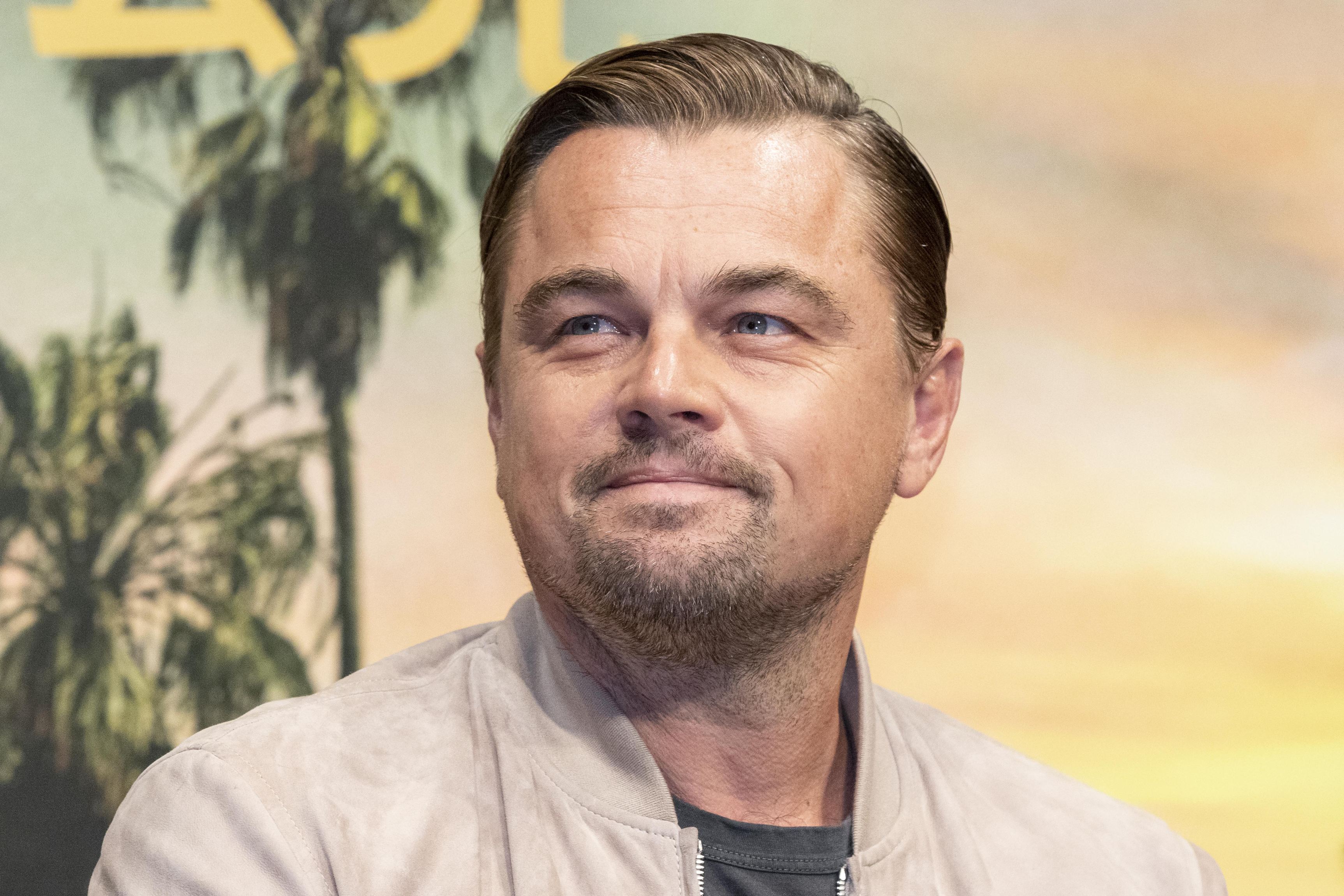 Momentul umilitor când Leonardo DiCaprio este oprit și percheziționat de polițiști. Cum au reacționat oamenii legii când l-au recunoscut