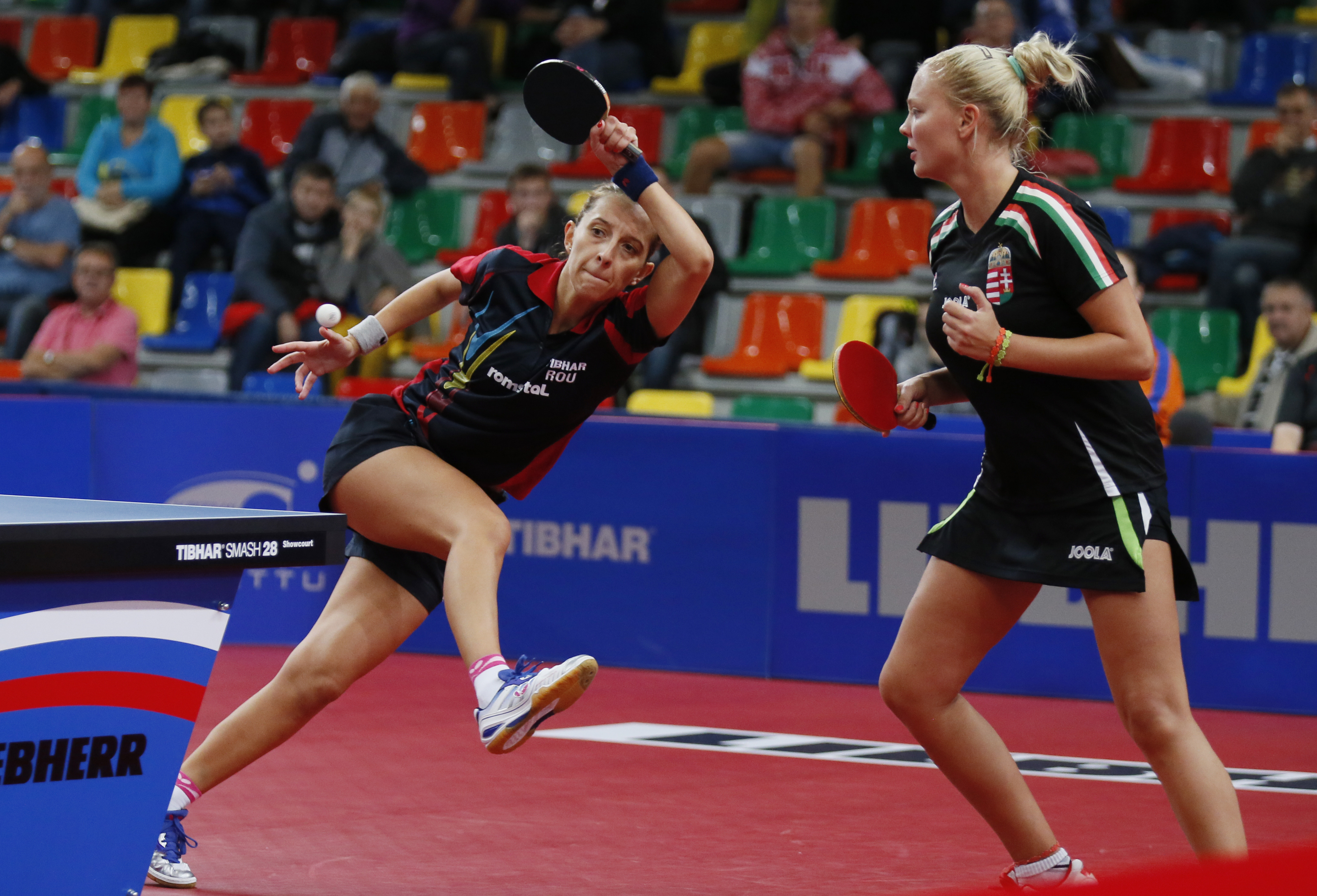 Eliza Samara a fost timidă, dar s-a tratat și a ajuns mare sportivă. Terapie cu medalii! ^Antrenorii săi vorbesc despre lungul drum al ”reginei” de la tenis de masă de la tulburările de vorbire din copilărie și emoțiile nestăvilite la titlul continental