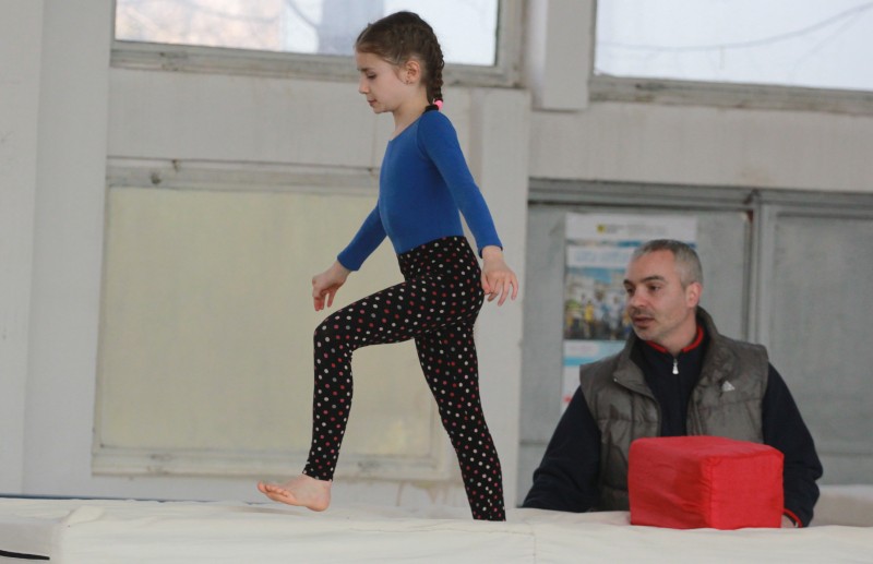 O zi din viața unor gimnaste: cu cântec spre sală, înainte! (EPISODUL 2) / FOTO&VIDEO