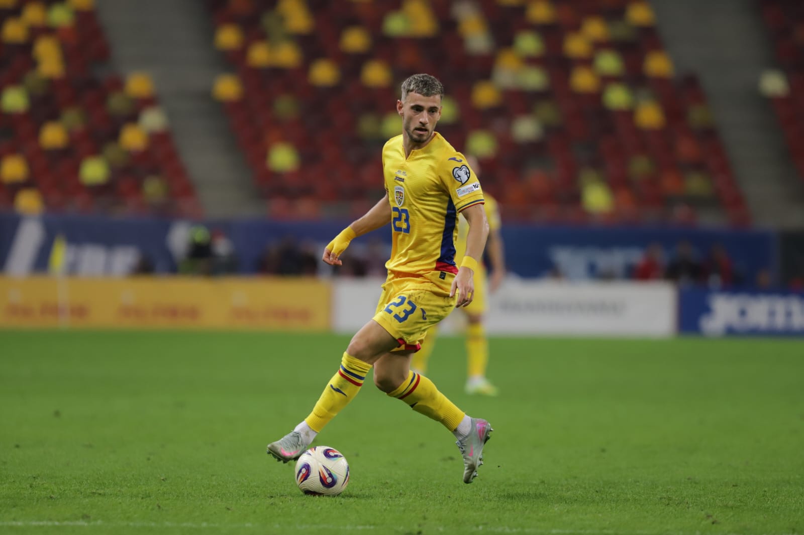 Cine e Teodor Ilincăi, tenorul care a cântat imnul „Deșteaptă-te, române!” înaintea meciului cu Austria, câștigat de România cu 1-0 și transmis de Antena 1
