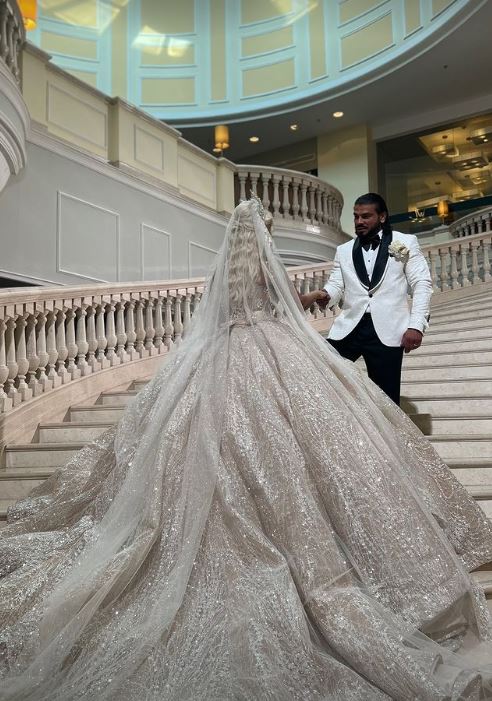 Imagini cu Anda Adam în rochie de mireasă. Artista a schimbat mai multe ținute