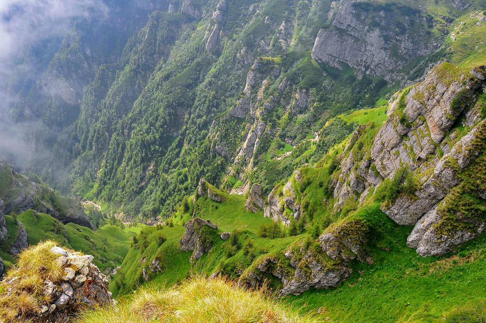 Traseu în munții Bucegi -  Cheile Zănoagei, Lacul Scropoasa, Cascada 7 Izvoare