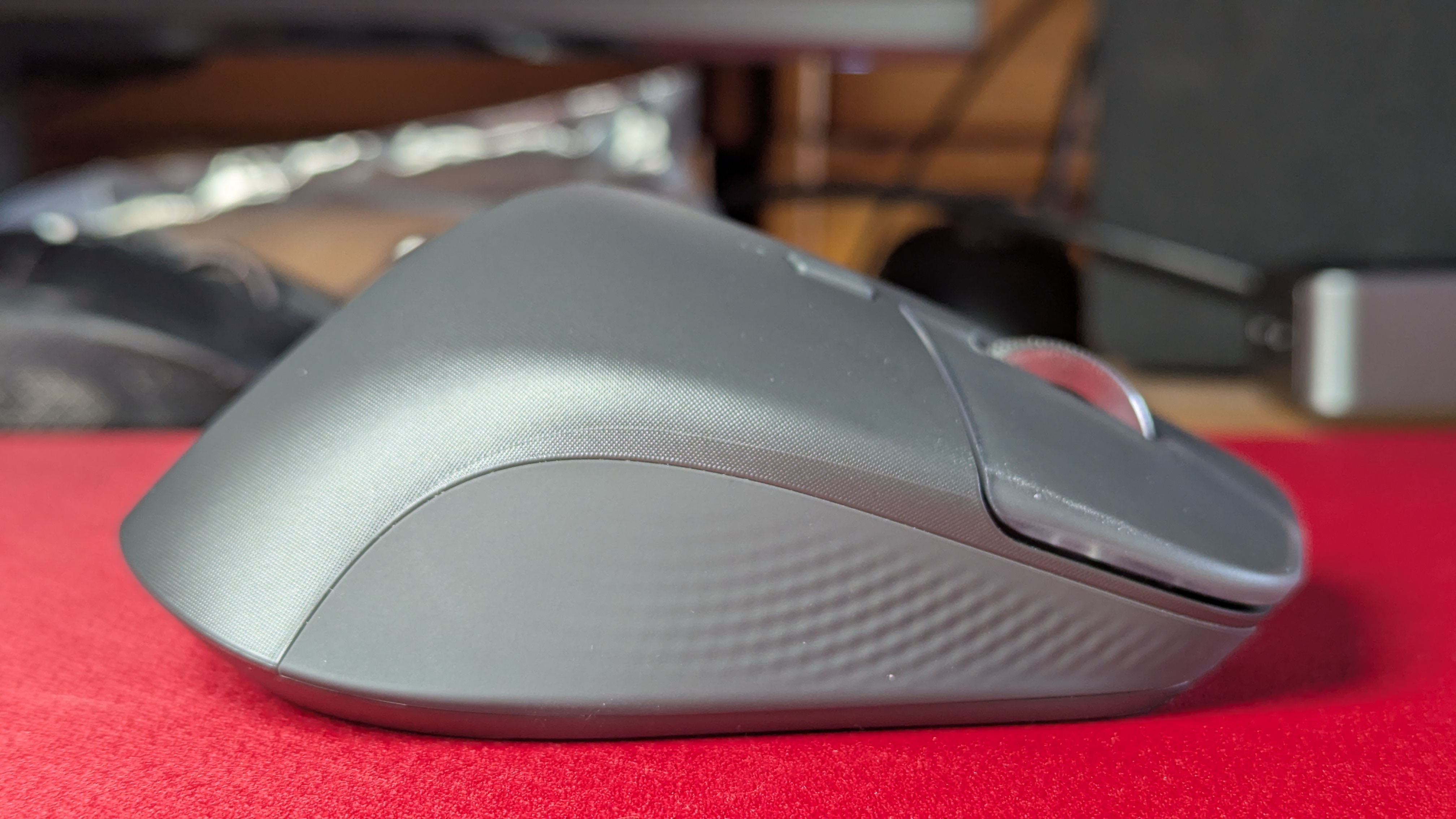 Logitech MX Master 4 im Test: Diese hochwertige Maus vibriert sogar | heise  online bestenlisten