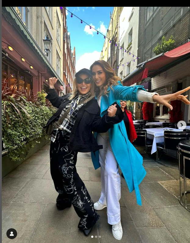 Iulia Vântur și Loredana Groza, împreună la Londra. Cum au fost surprinse vedetele