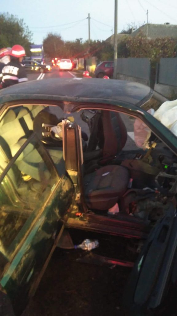 Accident mortal în localitatea Ciucurova din Tulcea. Un copil de trei ani și mama lui sunt grav răniți