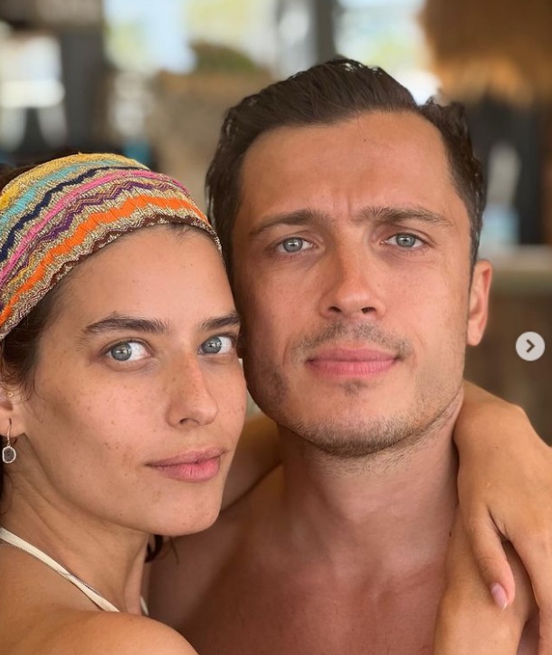 Alice Peneacă e însărcinată la 5 ani de la divorțul de Bobby Păunescu. Se iubește acum cu Dragoș Calaminte