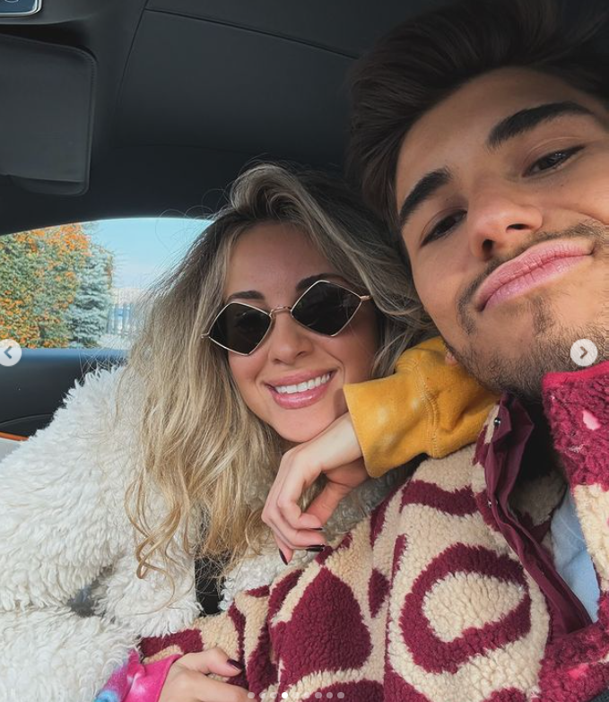 Mesajul Otnielei Sandu, după ce s-a aflat că formează un cuplu cu Sebastian Dobrincu. Amalia Enache a reacționat imediat. „Vă zic din experiență”