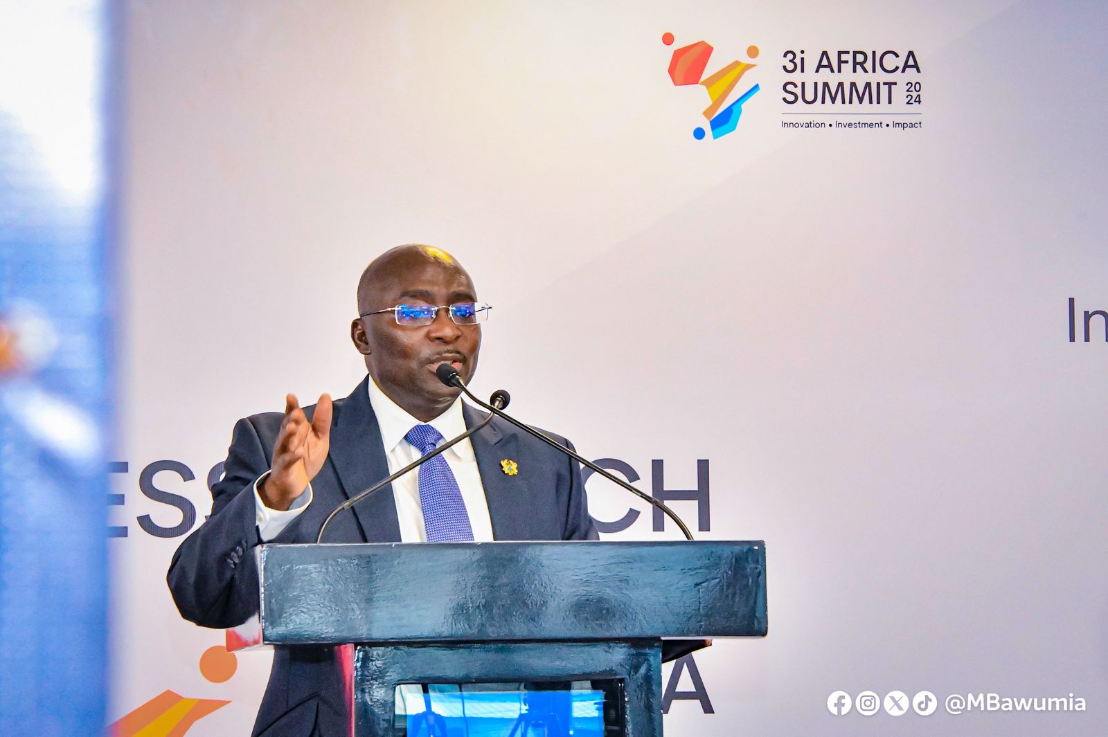 Don’t vote for Mahama because he won’t be accountable – Bawumia to Ghanaians