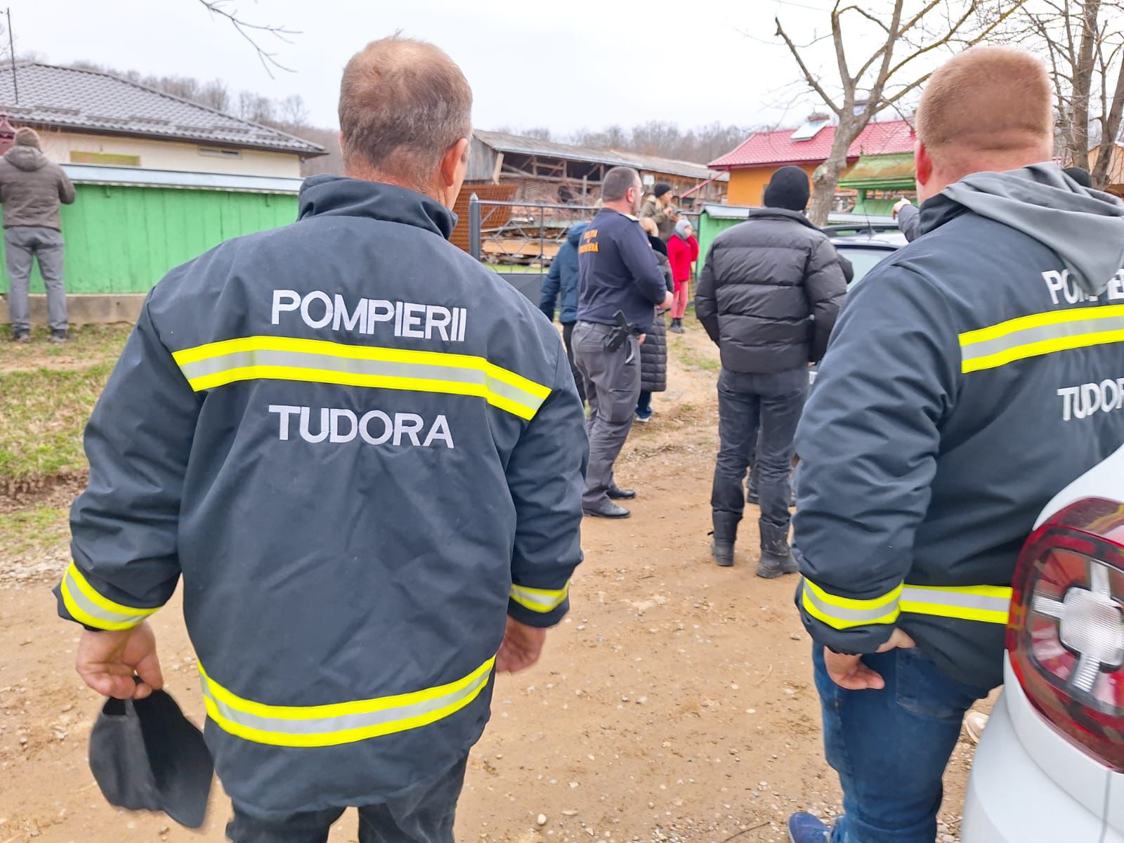 UPDATE: Copilul de doi ani dispărut în Botoșani a fost găsit în viață după mai bine de 24 de ore de căutări