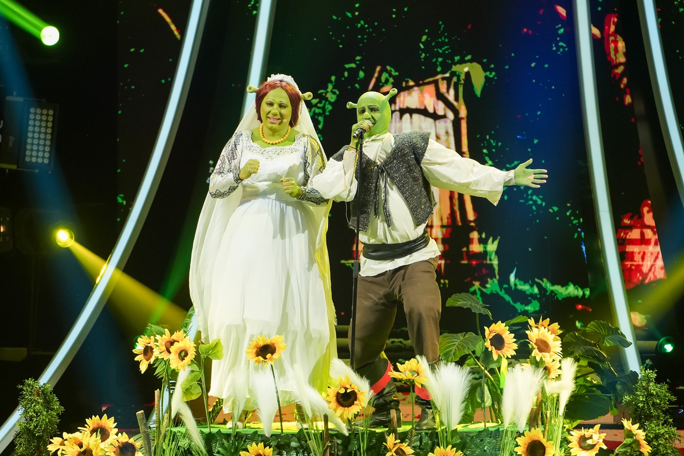 Trupa Noaptea Târziu se reunește pe scena „Te cunosc de undeva”, în ediția de sâmbătă, 27 aprilie. „Partea cea mai grea o duce Emi”