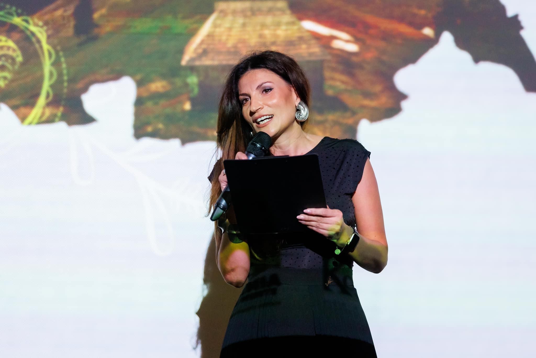 Tratamentul care a transformat-o pe Ioana Ginghină. „De câte ori dau castinguri mi se spune că arăt prea tânără”