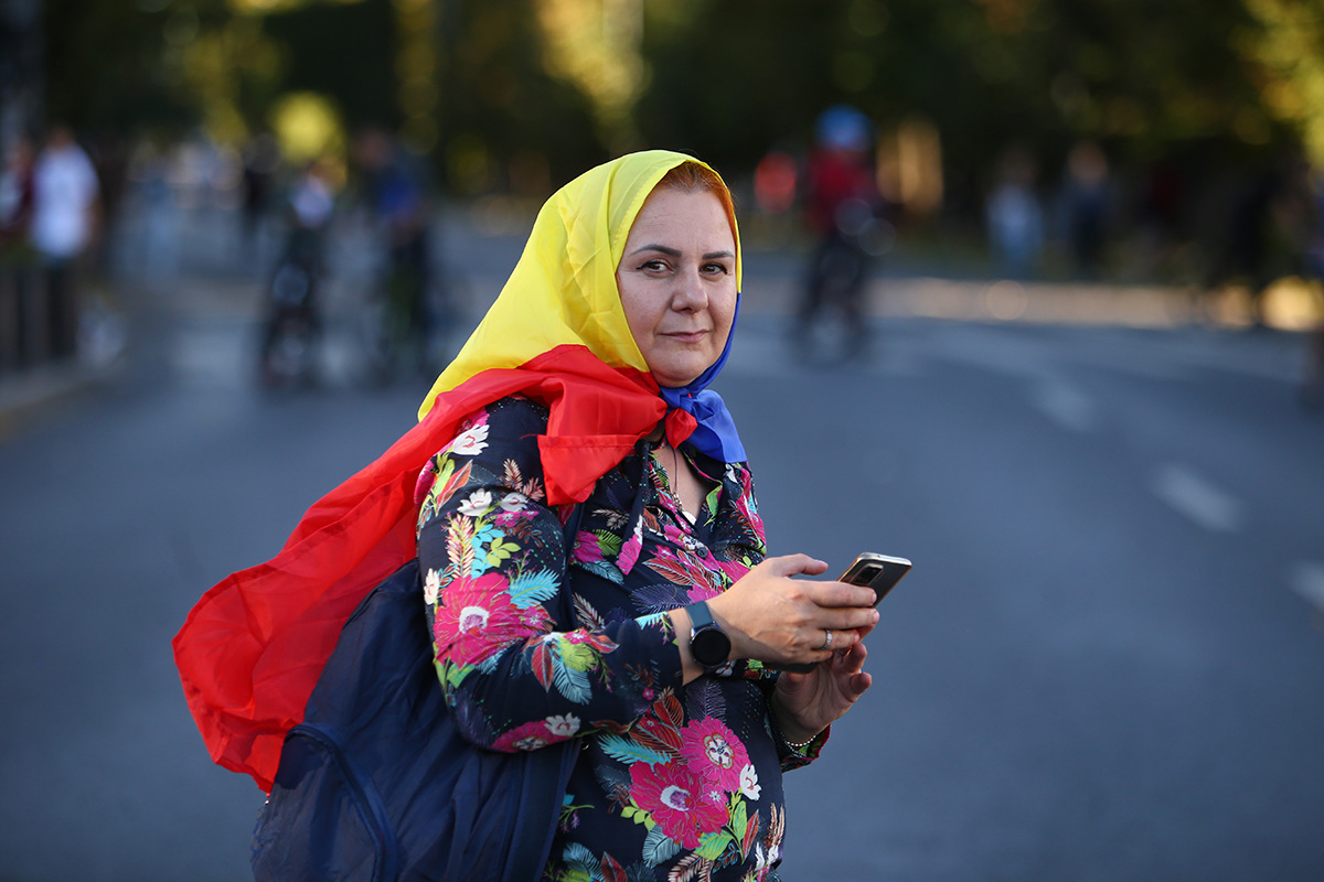 George Simion și Diana Șoșoacă s-au certat pe protestul din Piața Victoriei. Senatoarea a virat de la „Bine ați venit, fraților!”, la „Trădătorule, ți-ai bătut joc de AUR!”