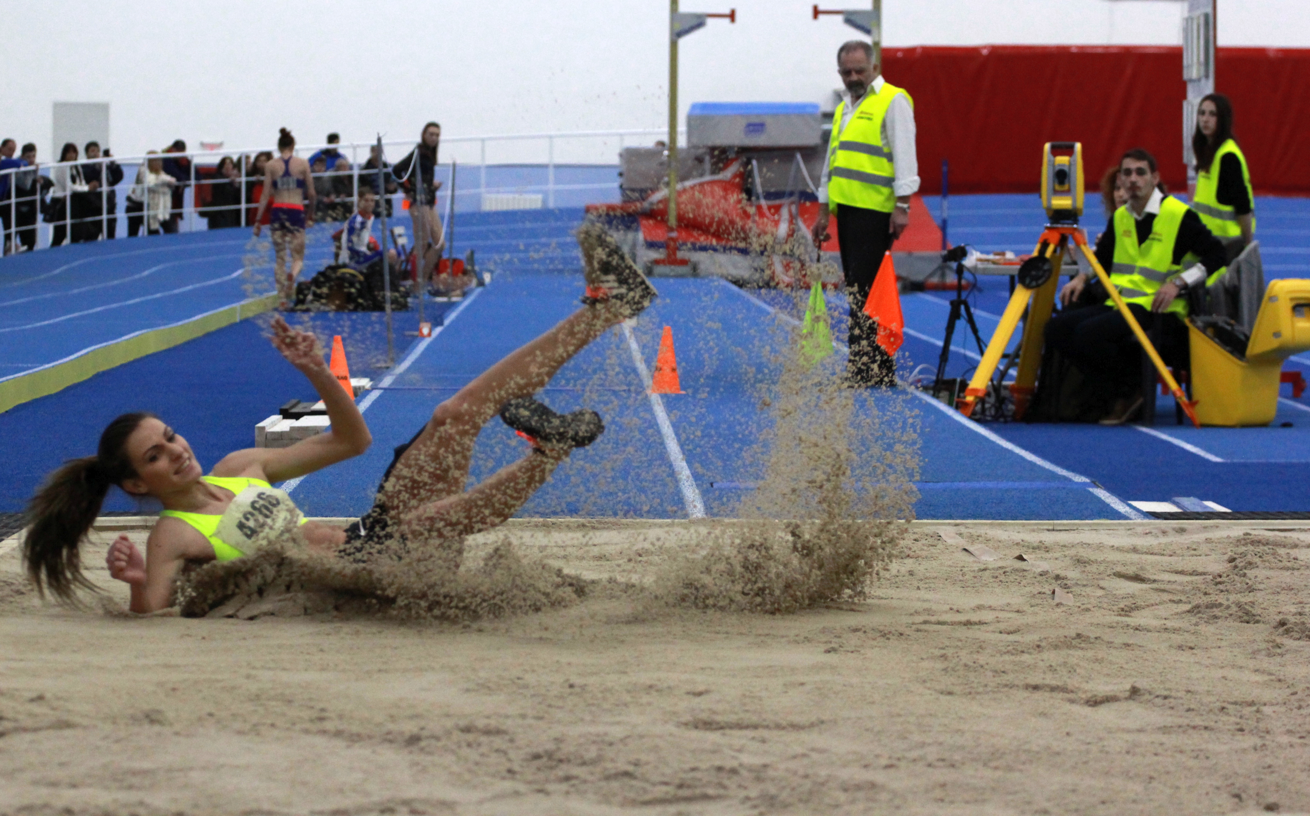 Cristina Bujin are șanse mari să prindă podiumul la CE indoor / GALERIE FOTO