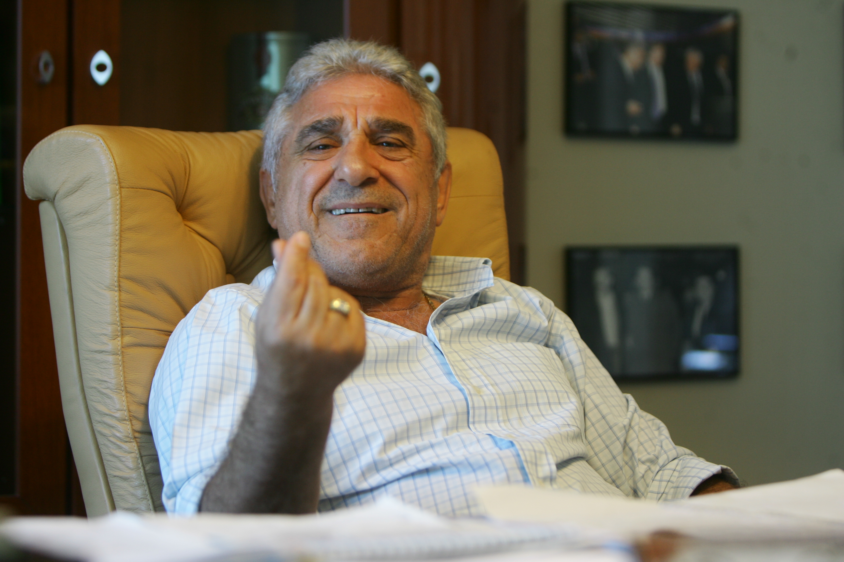 Cuvintele rostite de Cristi Borcea imediat după ce a ajuns la pușcărie. Afaceristul se afla între Victor și Giovani Becali: „Ne-a bufnit râsul”