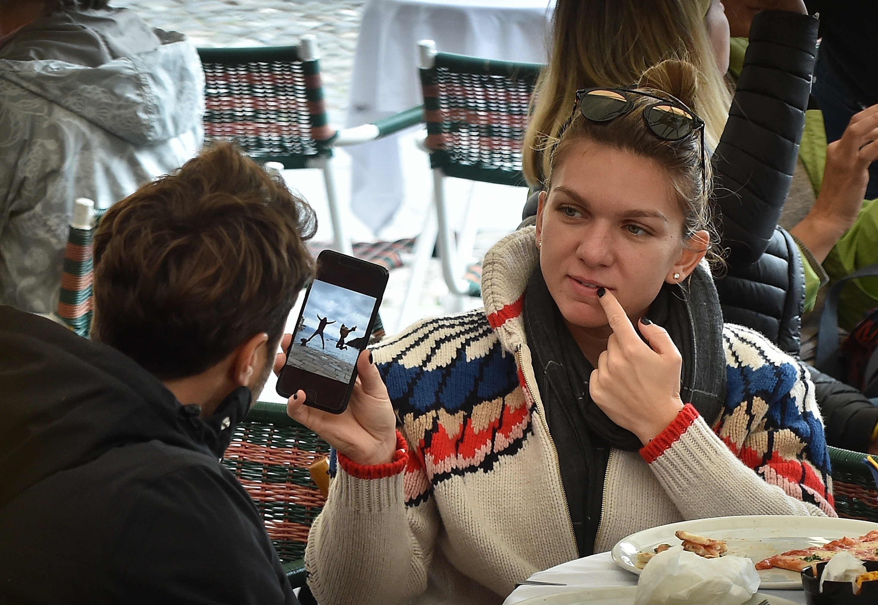 Iubitul Simonei Halep și-a luat concediu, pentru a scăpa de presiunea mediatică | GALERIE FOTO & VIDEO