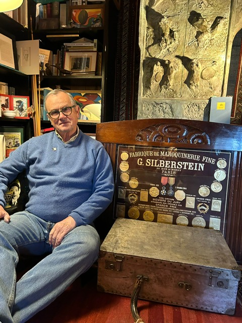 Românul fugit din Iași și ajuns „noul Louis Vuitton” la Paris a scăpat de Auschwitz, dar a murit anonim. La Lausanne, cu Jil Silberstein, nepotul celui care a cucerit Parisul și Europa cu gențile sale: „Artist de geniu”