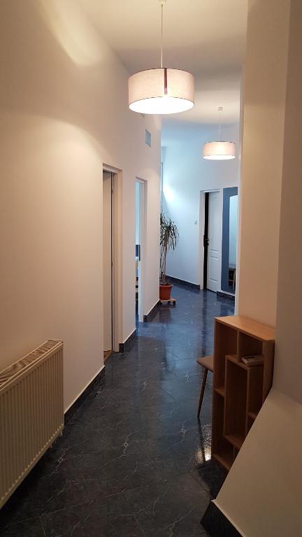 Untold 2022. Așa arată apartamentul de aproape 5.000 de lei/noapte ce poate fi închiriat pe durata festivalului de la Cluj - FOTO