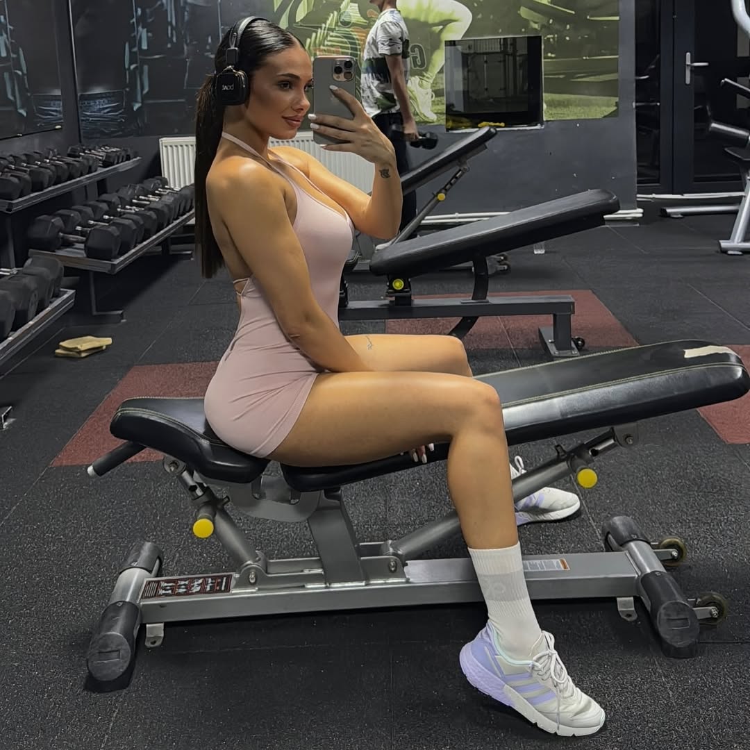 Fotografii rare cu Andreea Crăciun și fetița ei. Cum arată ispita de la Insula Iubirii 2025 în postura de mamă