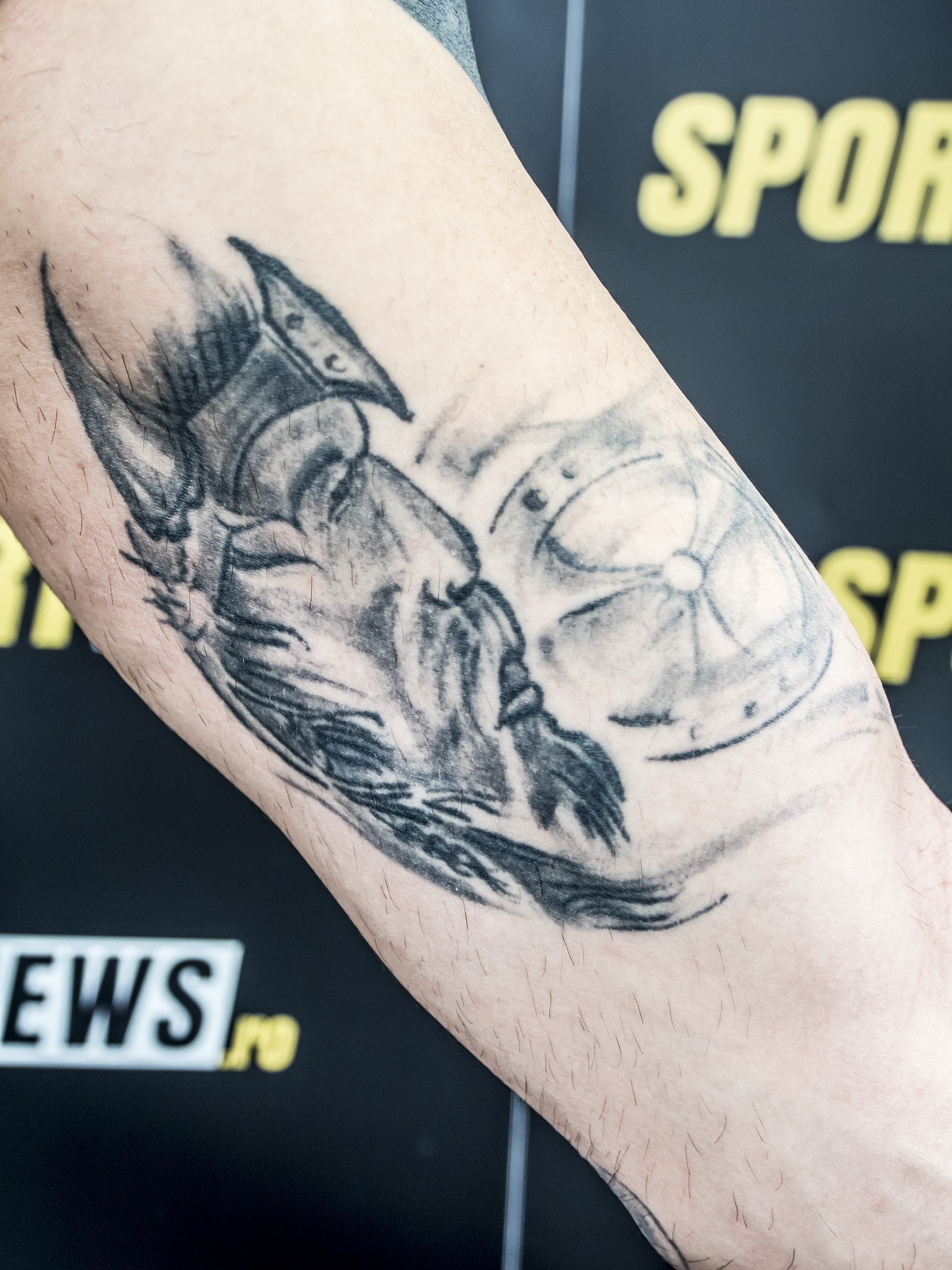 Bogdan Stoica îşi sperie adversarii cu tatuajele / GALERIE FOTO