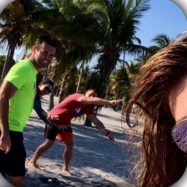 Campioana se mai și distrează! Simona Halep, relaxare pe o plajă din Florida / GALERIE FOTO