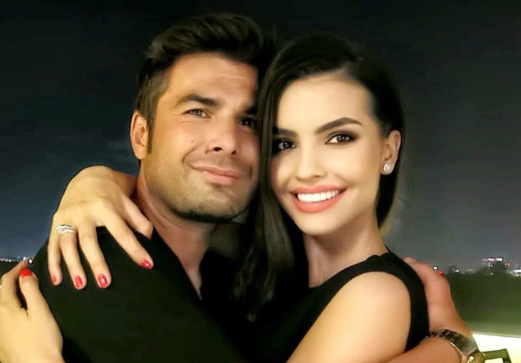 Mesajul pe care i l-a transmis public Adrian Mutu soției Sandra, care și-a sărbătorit ziua de naștere: „Sper să te simți cea mai fericită femeie”