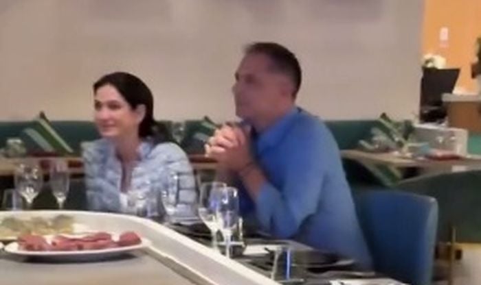 Cum a apărut Dan Negru în prima zi de școală a copiilor lui. „Nu s-a schimbat nimic. Din careu începe drumul spre colivie”
