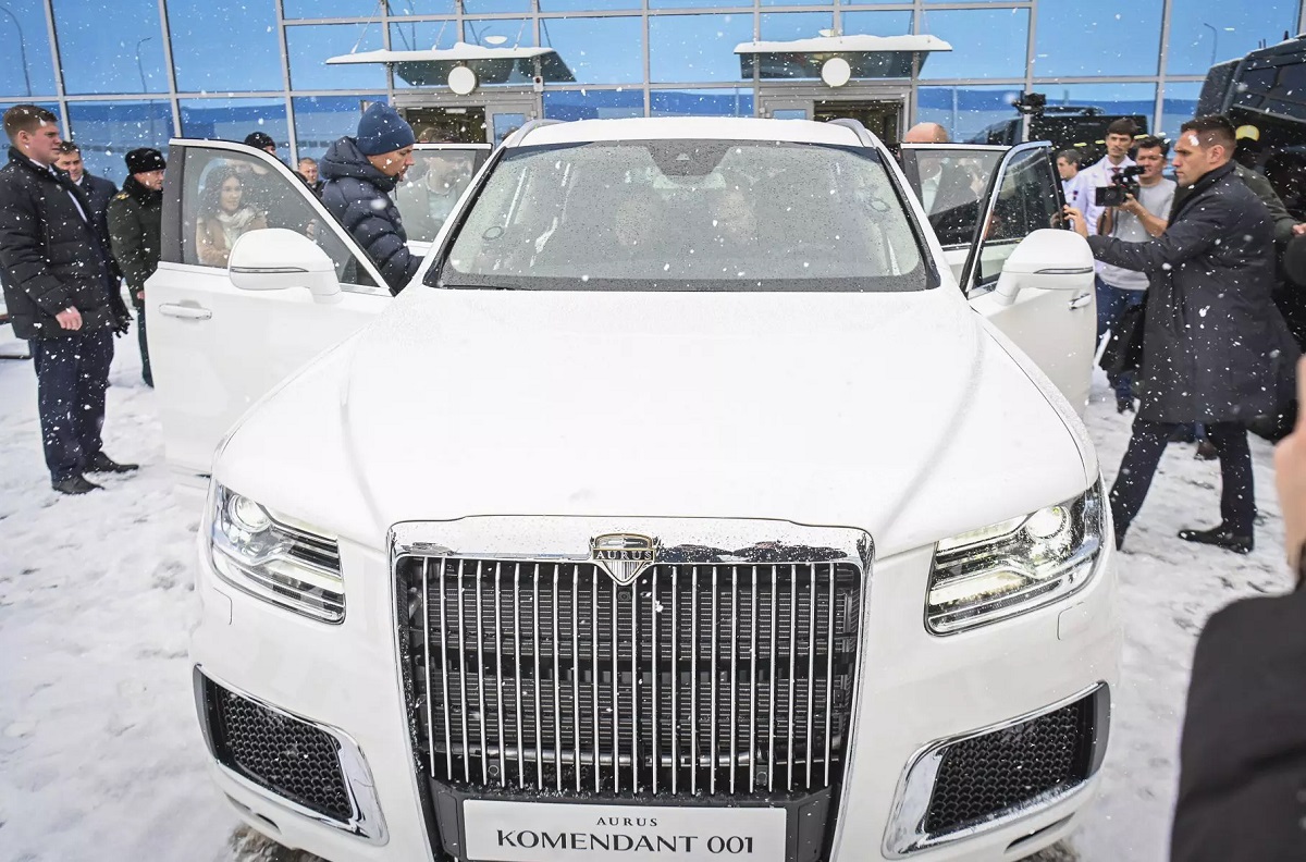 Rușii se laudă că produc în serie Aurus Komendant, SUV-ul de lux de peste 500.000 de euro, doar cu componente autohtone