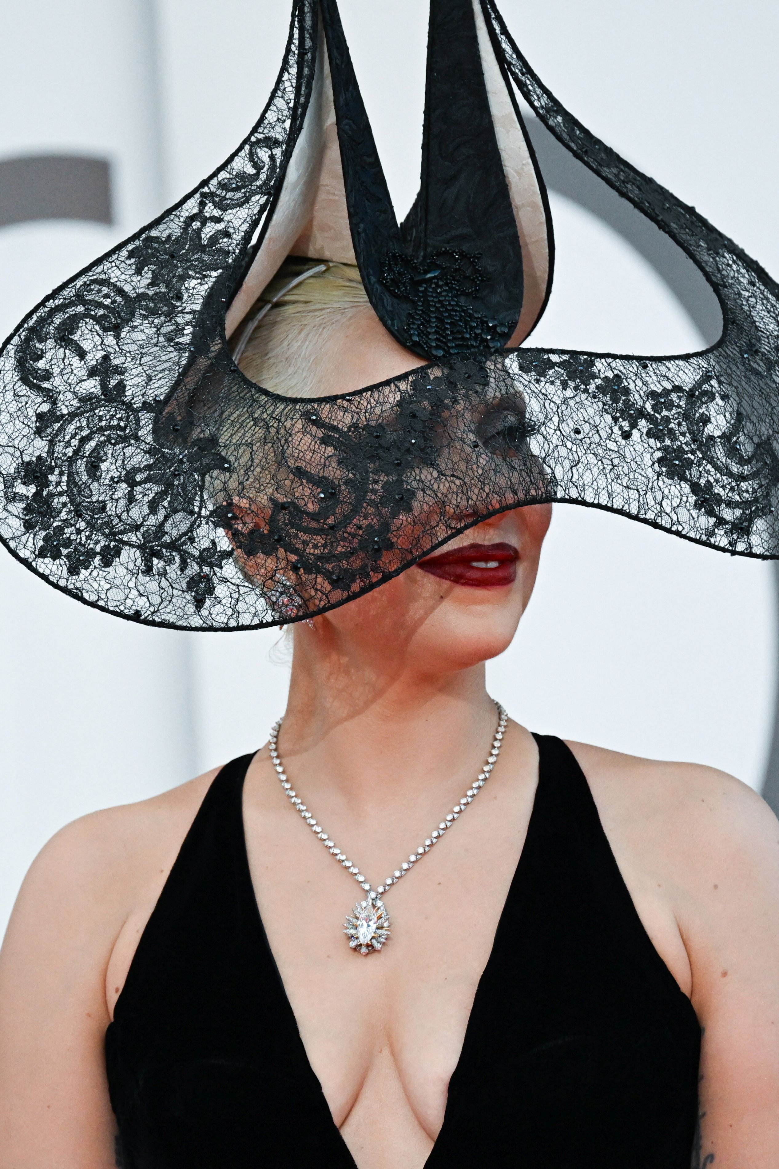 Mădălina Ghenea și Lady Gaga s-au întrecut în ținute la Festivalul de Film de la Veneția. Cum au apărut la premiera „Joker: Folie a Deux”