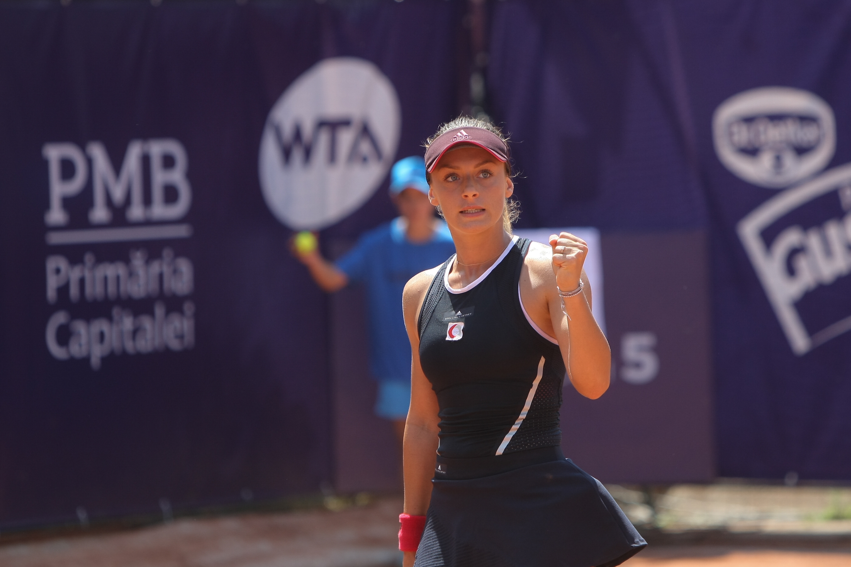 BRD Bucharest Open, ziua a doua. Cîrstea, învinsă de Ana Bogdan. Imagini de la meciul zilei. Begu, Ruse și Dulgheru merg mai departe / GALERIE FOTO