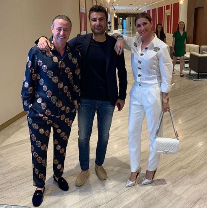 Laurențiu Reghecampf, într-un costum-pijama. Cât costă | FOTO