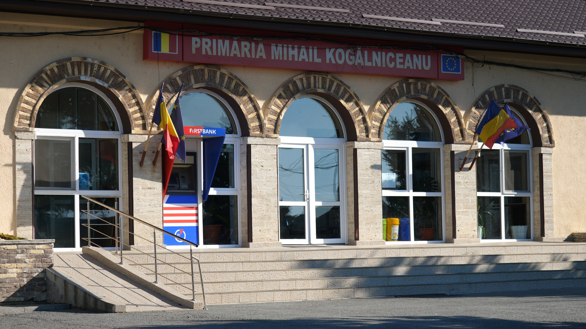 REPORTAJ. Locuitorii din Mihail Kogălniceanu, după sosirea trupelor americane: „Ei vin cu o sută de convoaie de maşini, dar pe tine cine te apără, de fapt?“