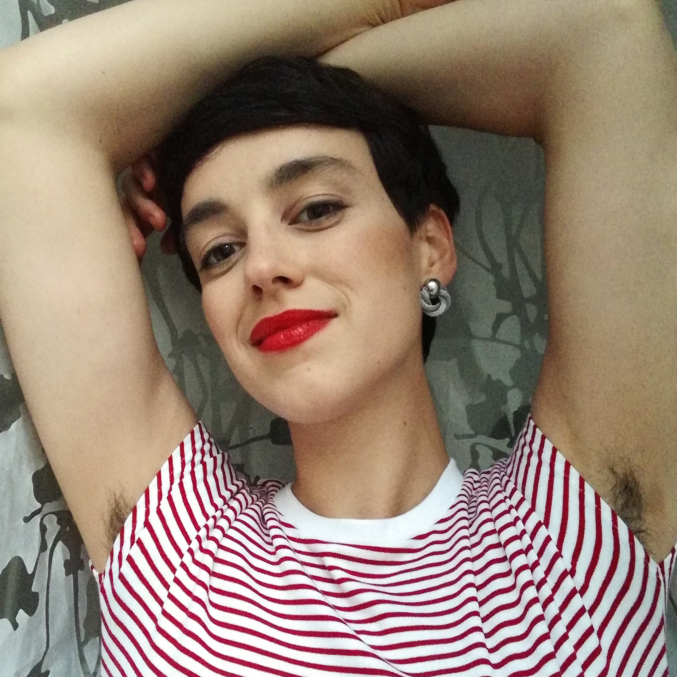 FOTO | Femeia din Polonia care nu se mai epilează de un an