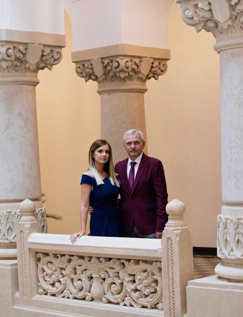 FOTO/ Irina Tănase, iubita lui Dragnea, ţinută ca a lui Meghan Markle. Rochia ducesei de Sussex costă 1.350 de lire