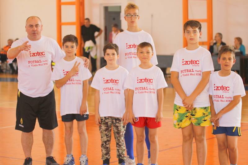Axinia și Lefter au jucat ”Fotbal pentru o viață mai bună” / GALERIE FOTO