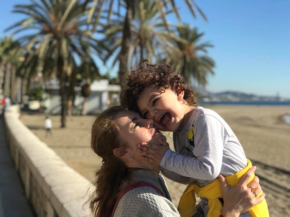 Ce familie frumoasă are Augusta Lazarov. Imagini superbe din vacanța fostei prezentatoare TV | FOTO