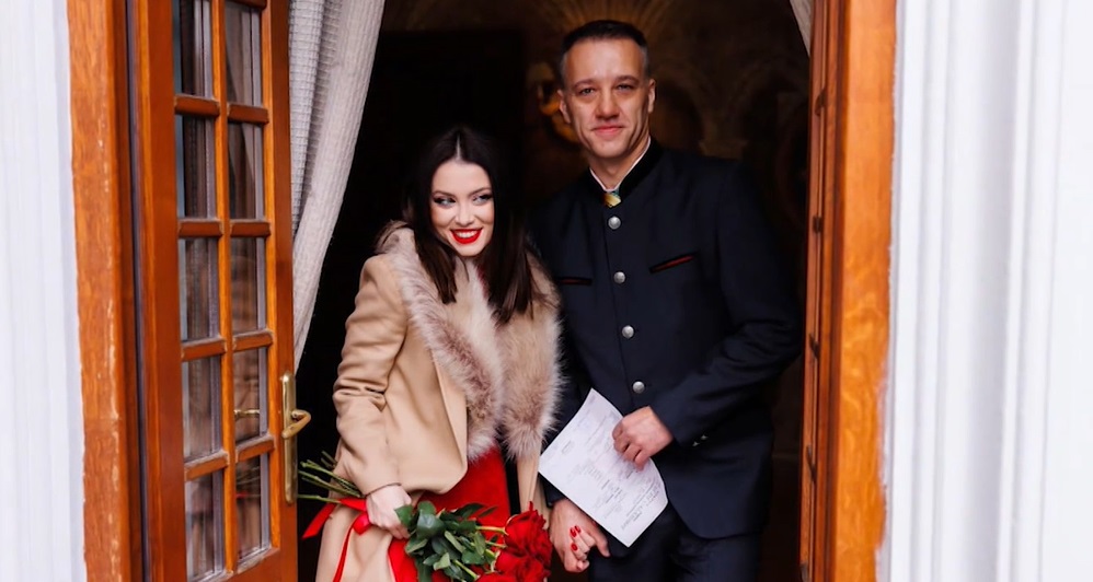 Cine e Manfred Spendier, soțul Ancăi Dumitra. „Am muncit mult în trecut şi am condus diferite utilaje”