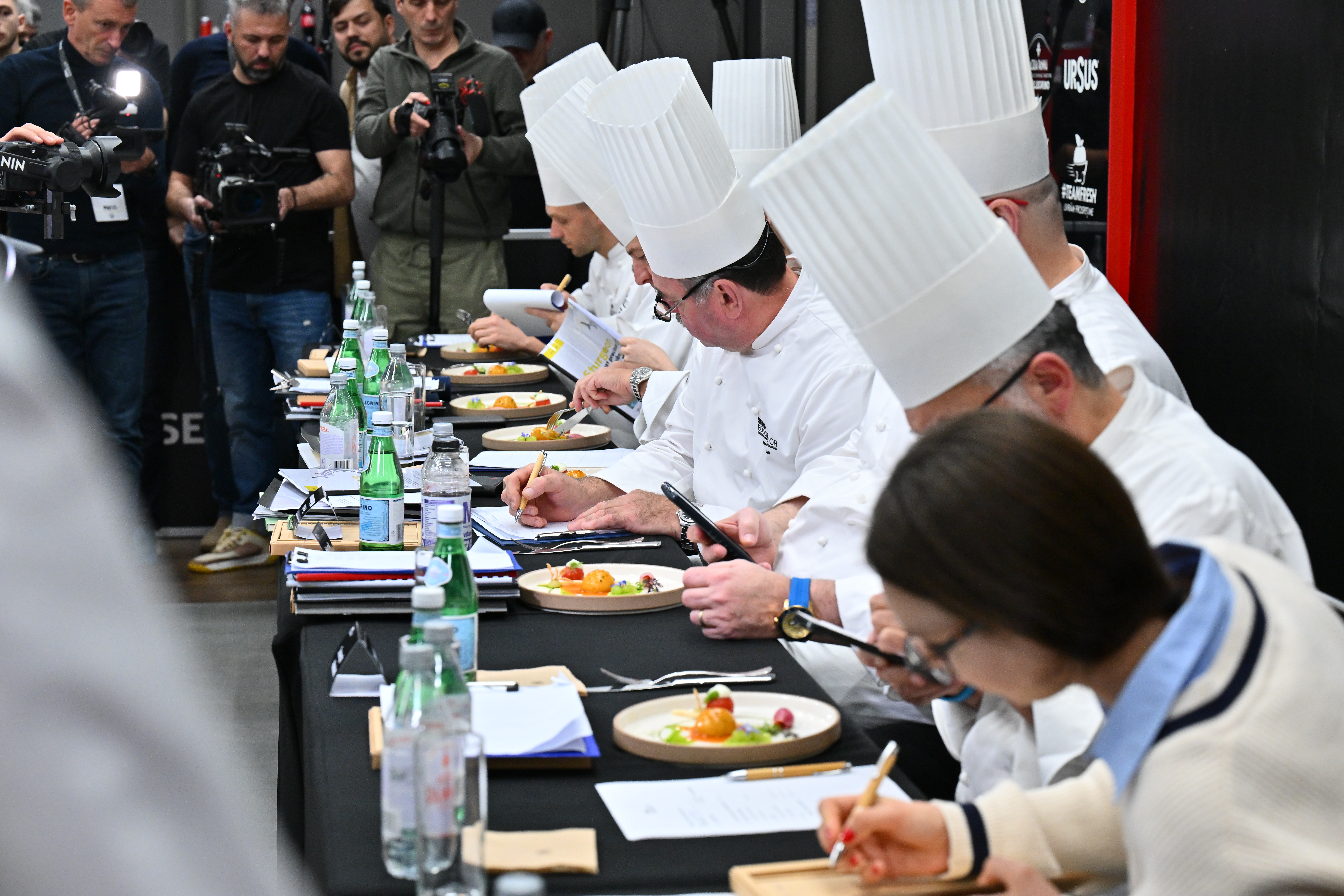 Cum au ajuns românii printre cei mai buni bucătari din Europa. Preparatele care i-au dus pe chefii din țara noastră la „Cupa Mondială a Gastronomiei”