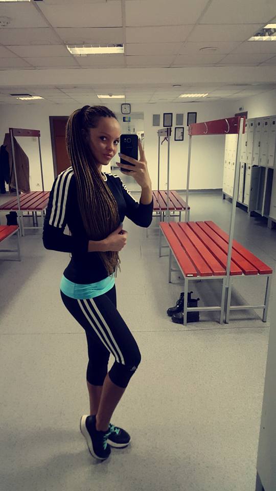 Cine e noua bombă-sexy din impresariatul românesc de fotbaliști. Prodanca, Luana și Liubliana au de cine să se teamă!| FOTO
