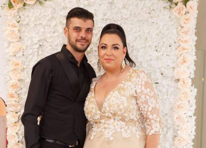 Ce mesaj a primit Oana Roman de la Marius Elisei. Vedeta a răbufnit: „Îmi dă și el termene, drăguțul de el”